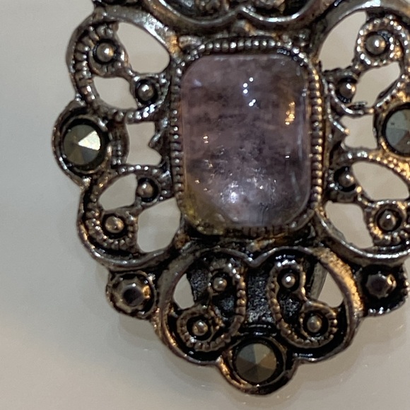 Elegant Silver tone and Purple Earrings - Picture 2 of 5